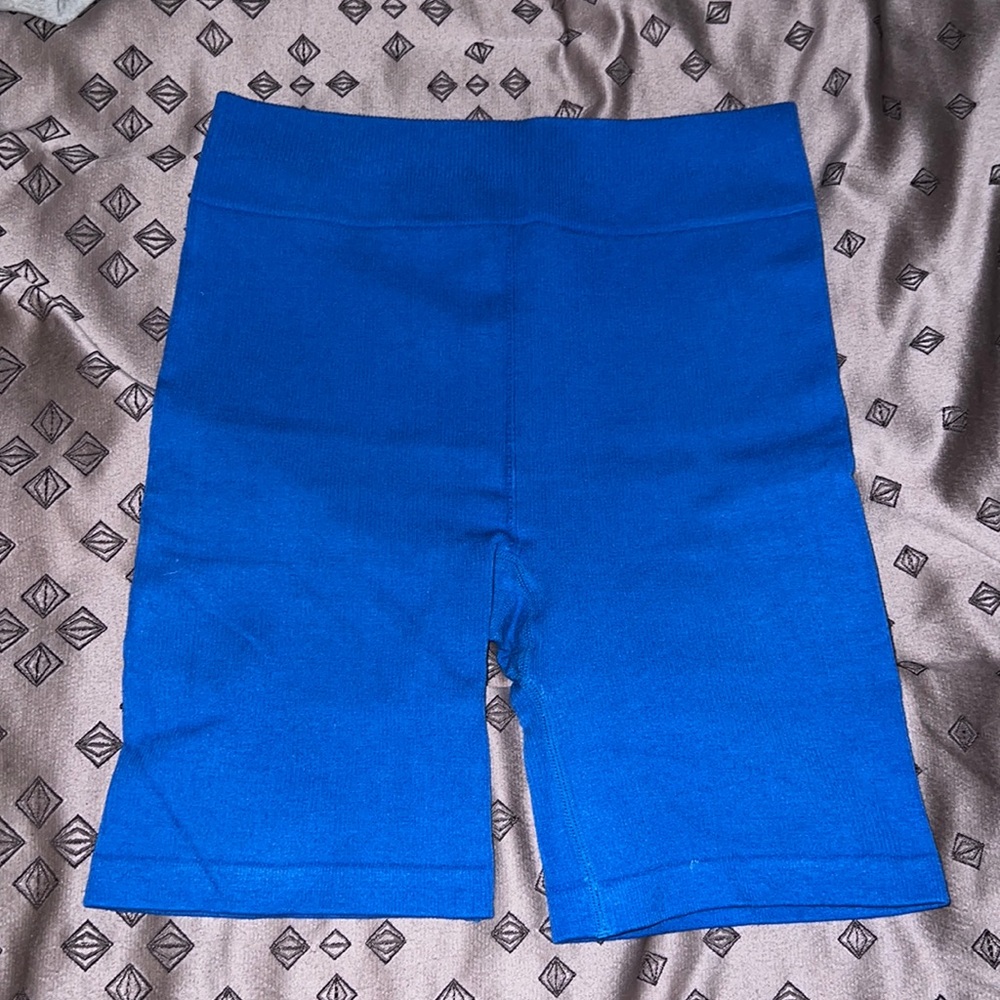 Fabletics ribbed biker shorts